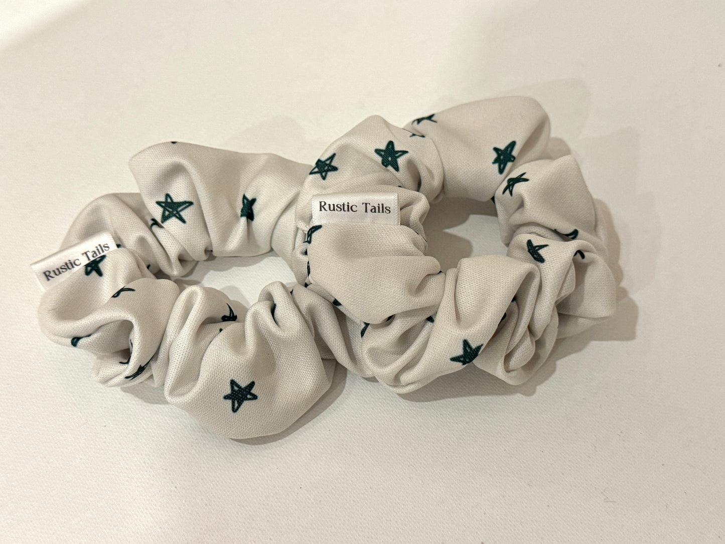STARS SCRUNCHIE