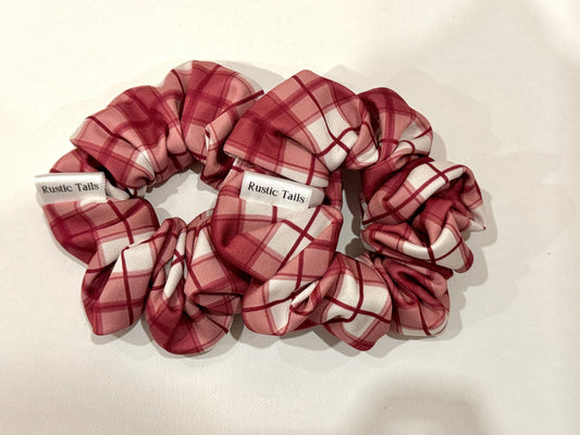 RED PLAID SCRUNCHIE
